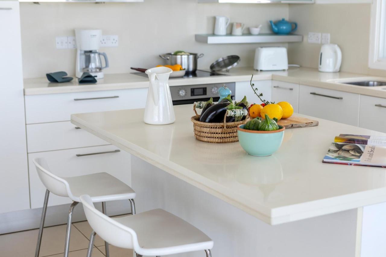 Protaras Beachfront Villa Alia 外观 照片