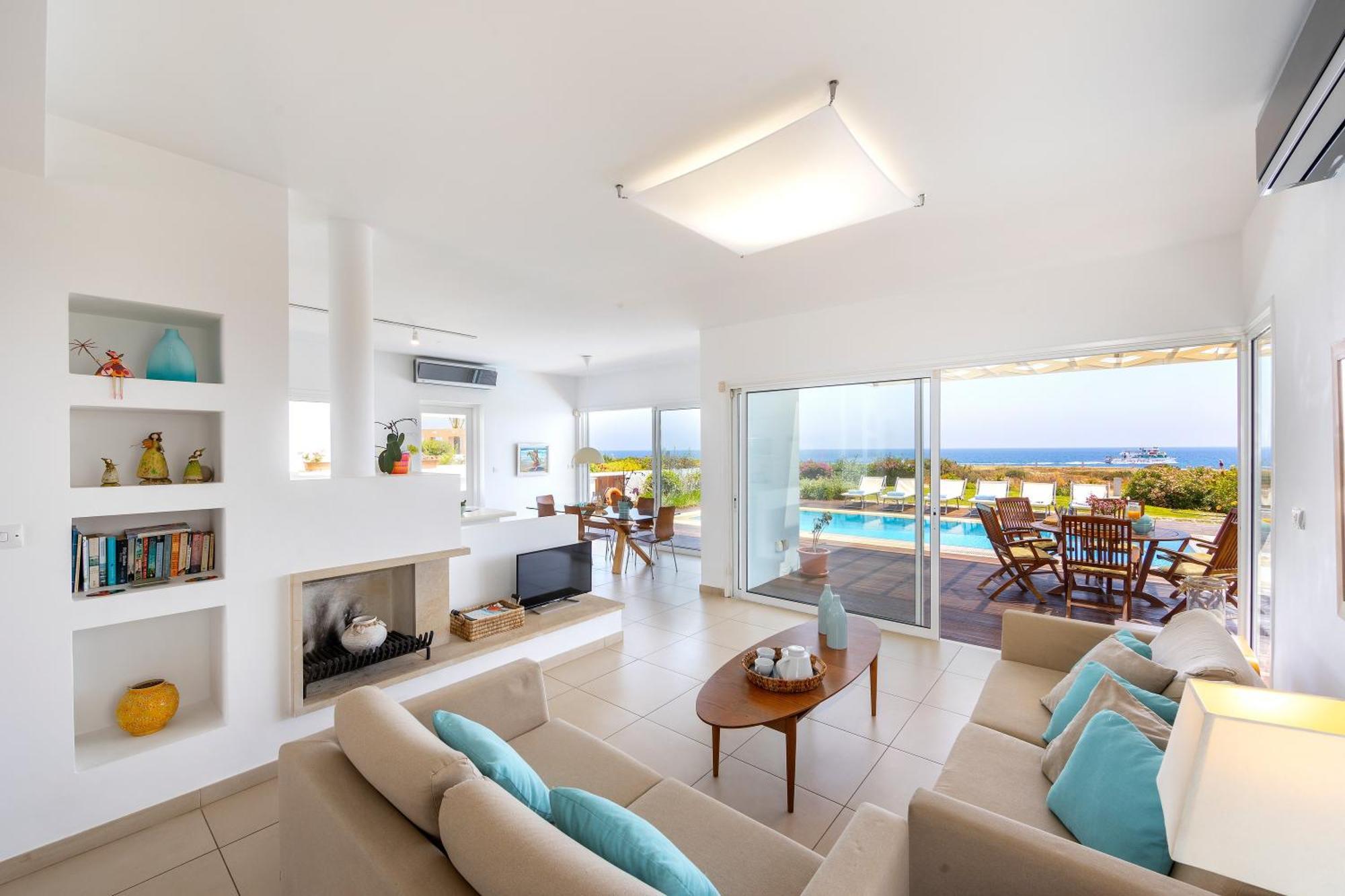 Protaras Beachfront Villa Alia 外观 照片