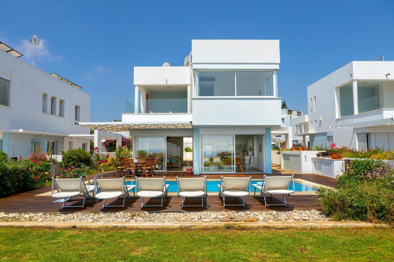 Protaras Beachfront Villa Alia 外观 照片