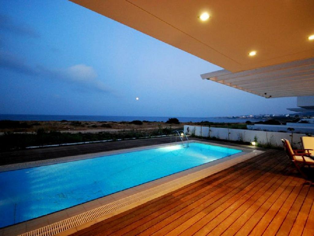 Protaras Beachfront Villa Alia 外观 照片