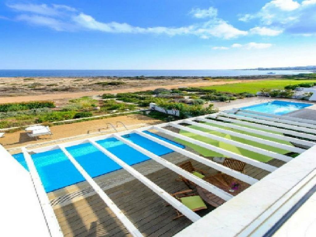 Protaras Beachfront Villa Alia 外观 照片